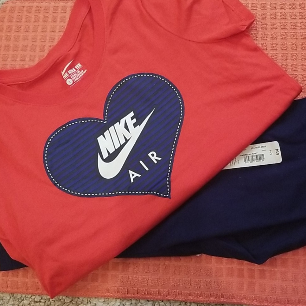 NIKE TEE and bottom
